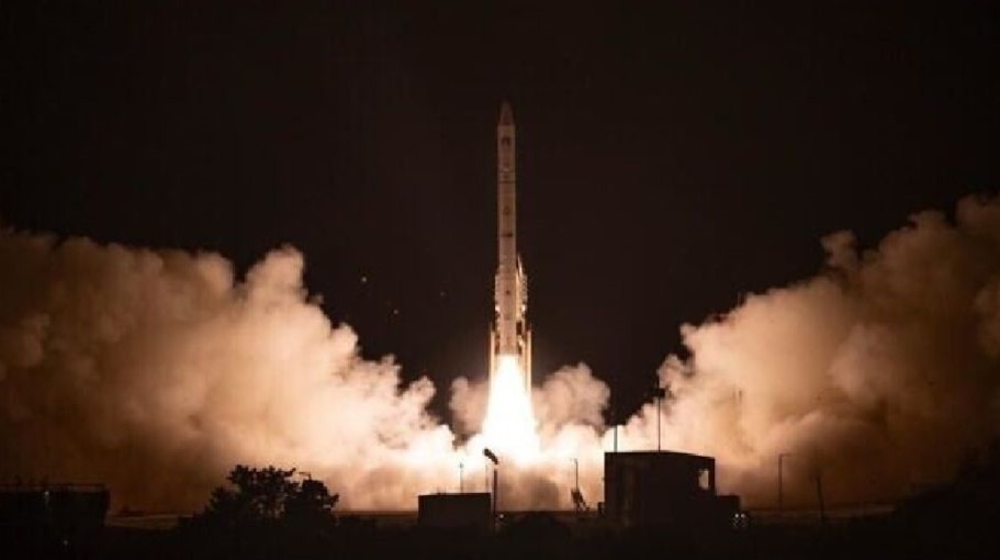 মহাকাশে ইসরায়েলের সফল গোয়েন্দা স্যাটেলাইট উৎক্ষেপণ